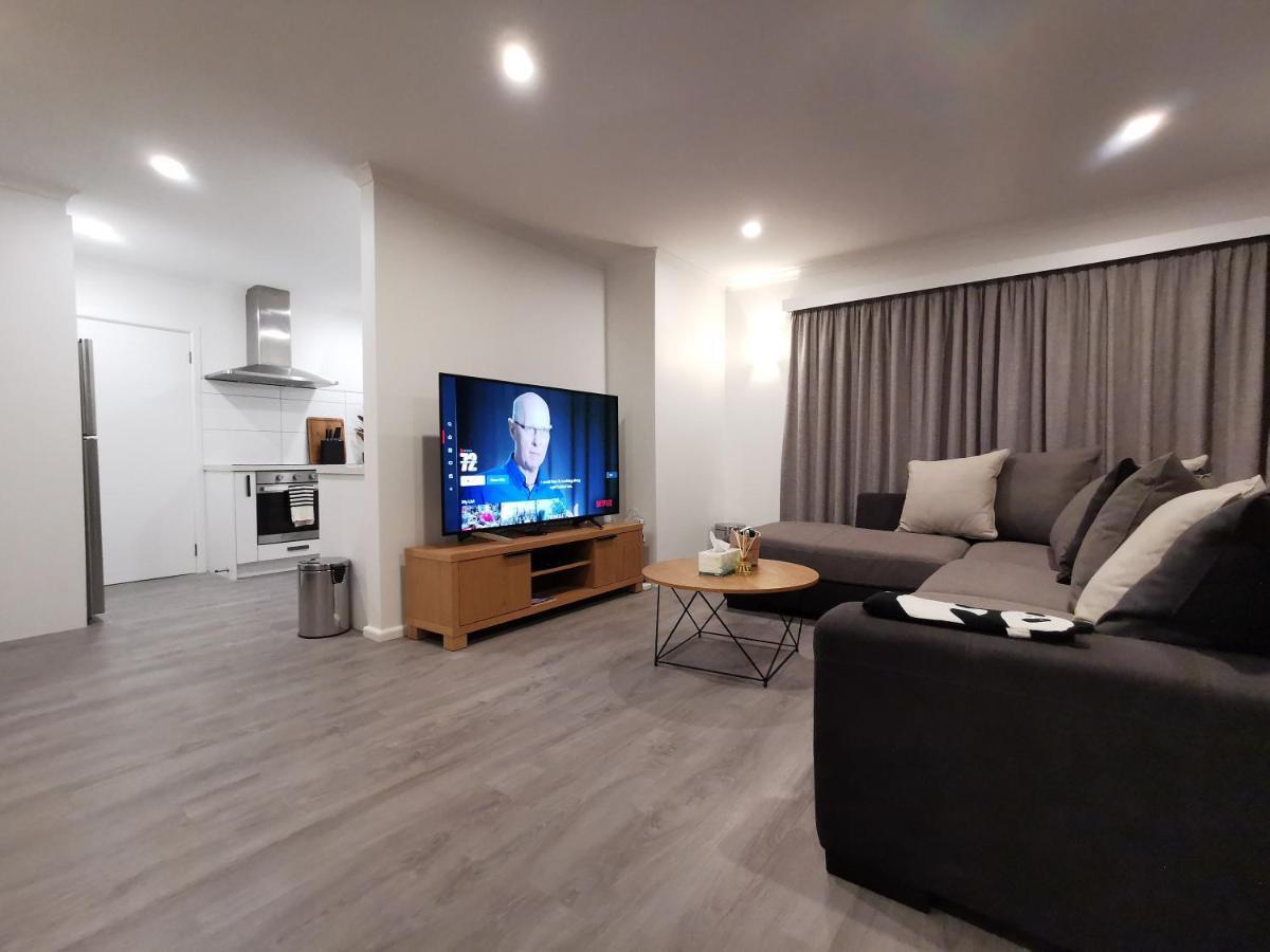 Hello Seaview! 4 Brs House In Location! * Oamaru